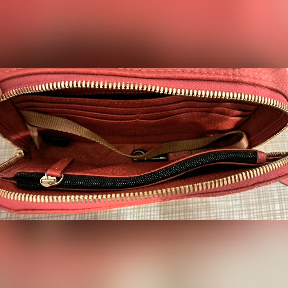 Dooney & Bourke's Luxe Leather Ambler Crossbody - Picture 4 of 8